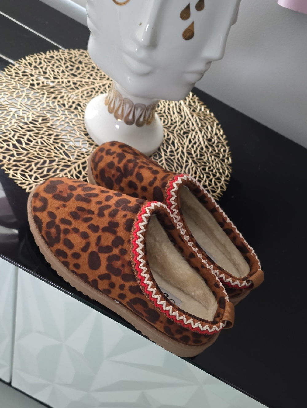 Forever New Leopard-Print Slip-On Slippers with Red Trim NWOT